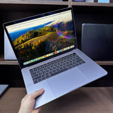 Apple MacBook Pro - A1990