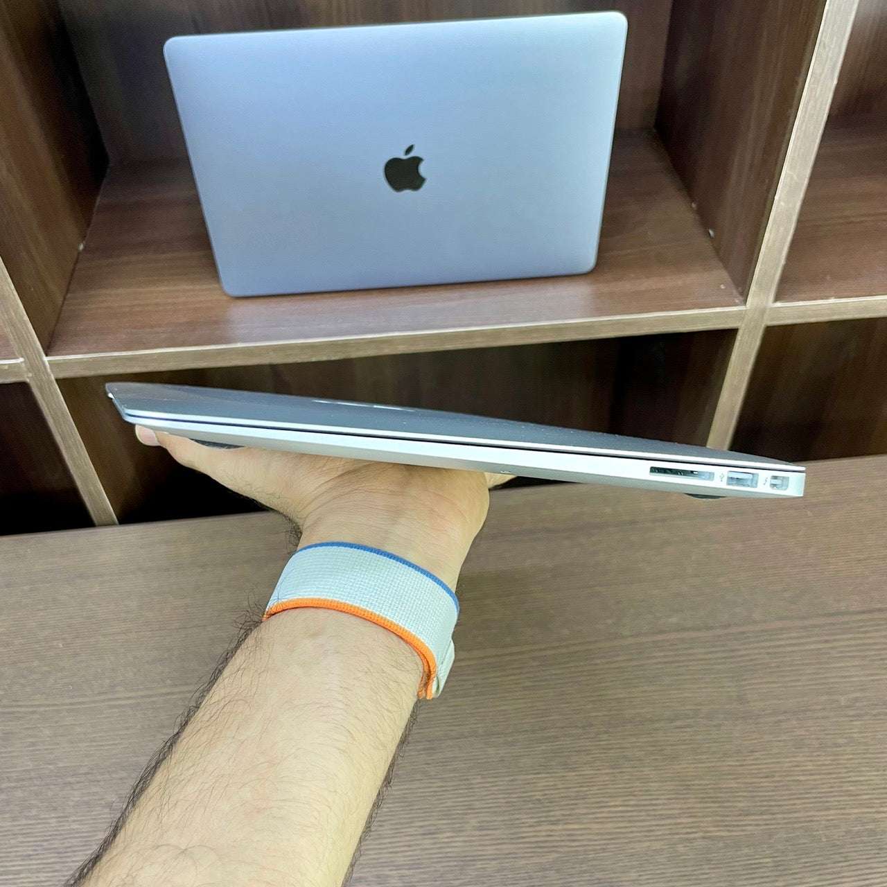 Apple - MacBook Air A1466 (13-inch, 2013 to 2017)