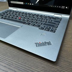 Lenovo - ThinkPad X1 Yoga Gen 8 2-in-1 14" Touch-Screen Laptop (Silver) - Intel Core i5 with 8GB Memory - 256GB SSD