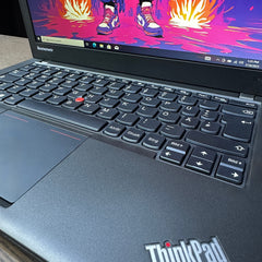 Lenovo - Thinkpad X240 - Screen size 13" - Intel Core i5 with 8GB Memory - 256GB SSD