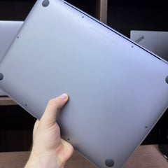 Apple MacBook Air - A1932-  Intel Core i5 2018 - 16GB RAM 128GB SSD - 13"