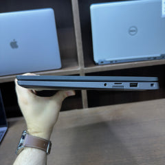 Dell - Latitude 7400 / 14"
