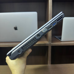 FUJITSU Laptop - Lifebook E736 / 13.3" Inches Screen
