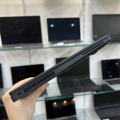 Dell Laptop - Latitude E7470 / 14" Inches Screen