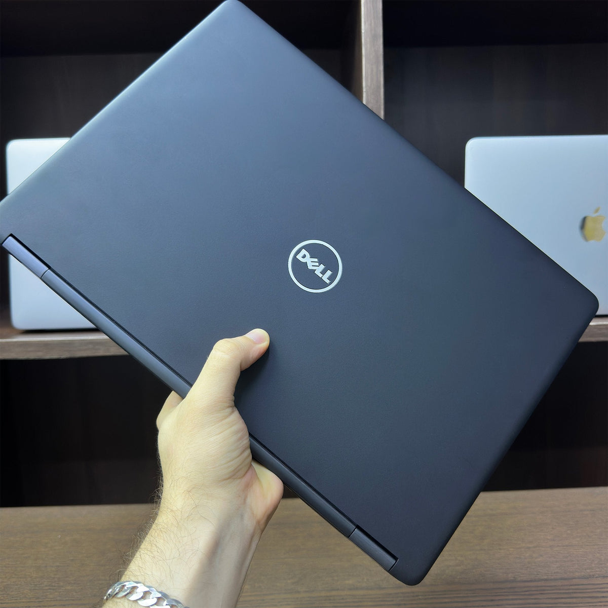 Dell Latitude 5490