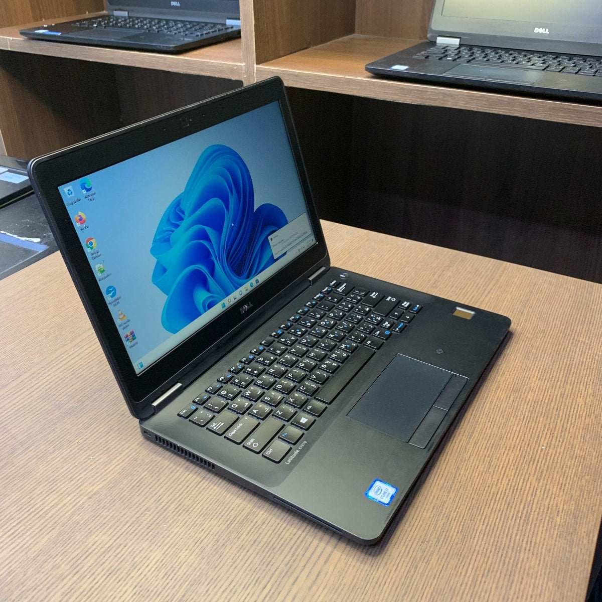 Dell Latitude 7270