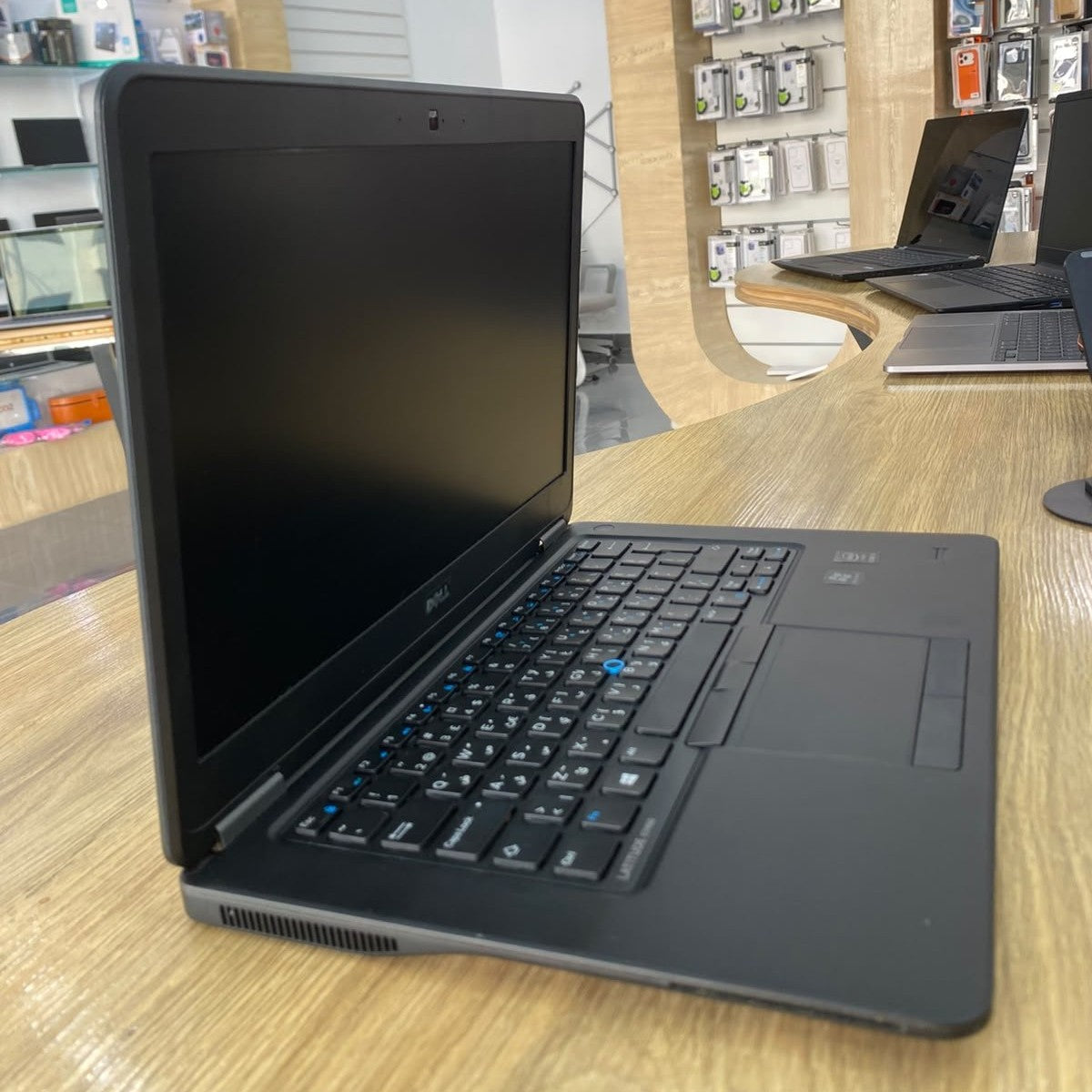 Dell Latitude 7450