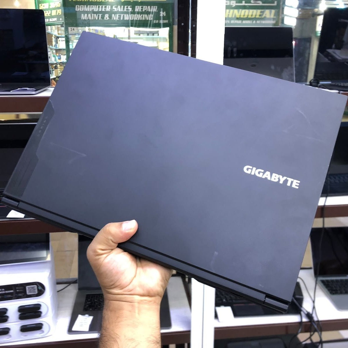 Gigabyte gaming laptop