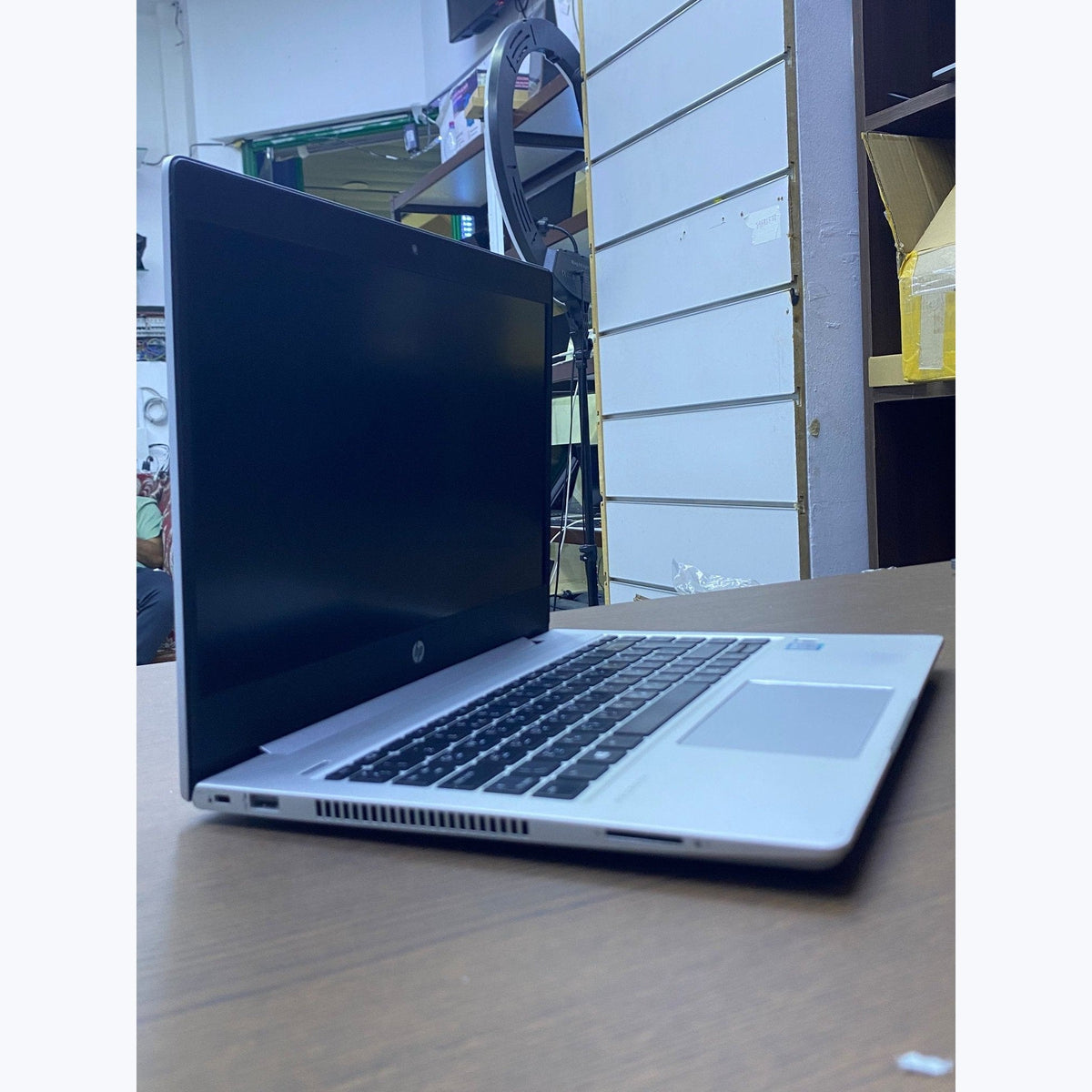 HP ProBook 440