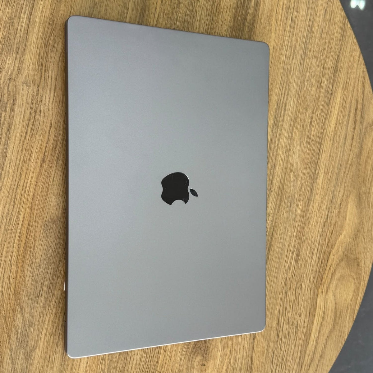MacBook Pro 16-inch 2021